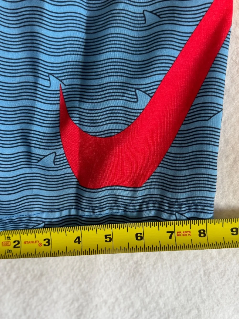 Boy's Nike Size M swim trunks/shorts
